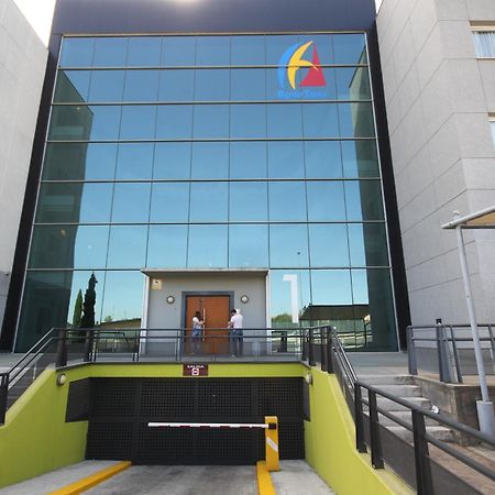 Apartamentos Vertice Sevilla Aljarafe Bormujos Exteriér fotografie
