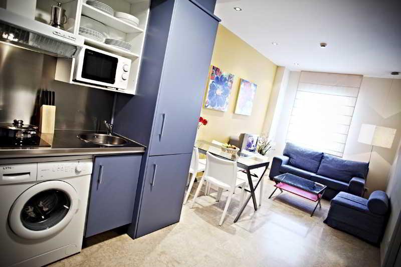 Apartamentos Vertice Sevilla Aljarafe Bormujos Exteriér fotografie
