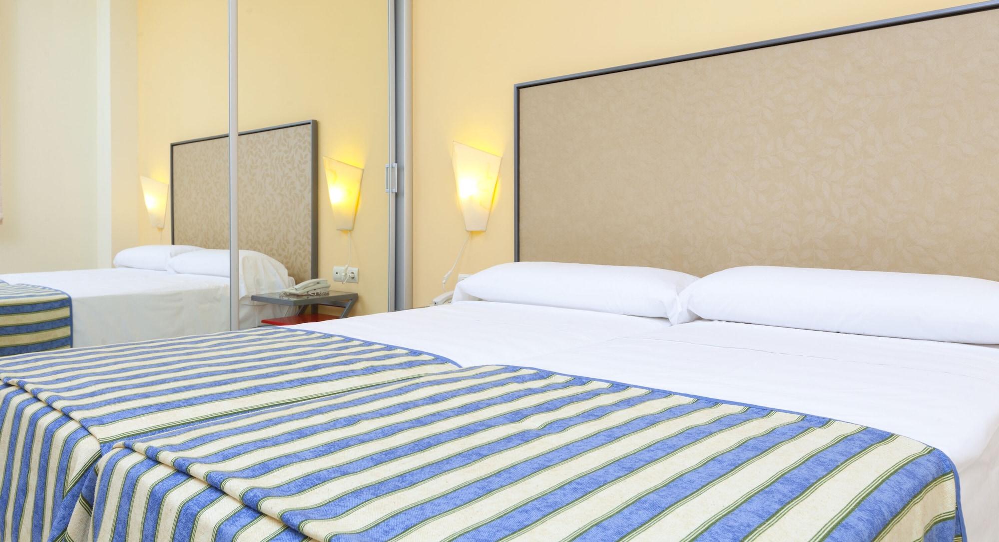 Apartamentos Vertice Sevilla Aljarafe Bormujos Exteriér fotografie