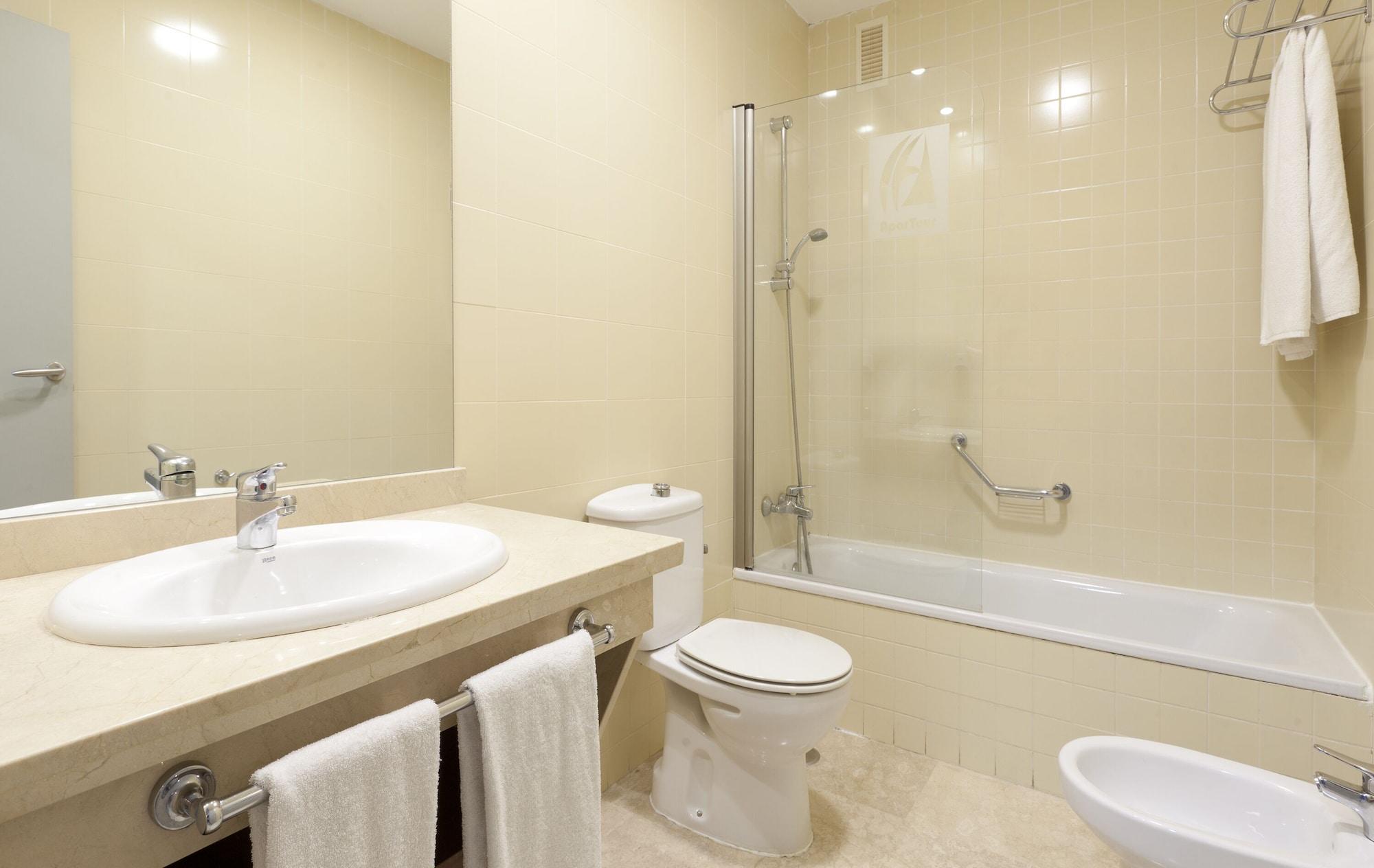 Apartamentos Vertice Sevilla Aljarafe Bormujos Exteriér fotografie