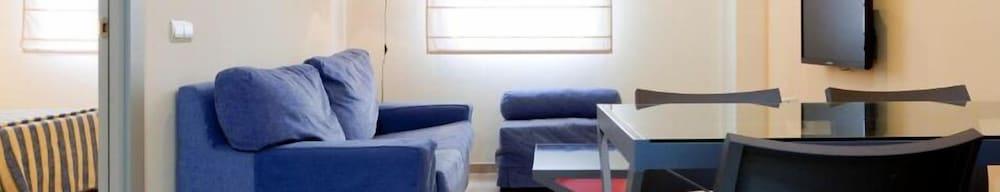 Apartamentos Vertice Sevilla Aljarafe Bormujos Exteriér fotografie