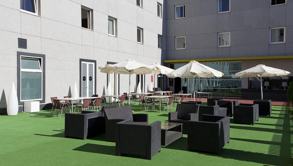 Apartamentos Vertice Sevilla Aljarafe Bormujos Exteriér fotografie
