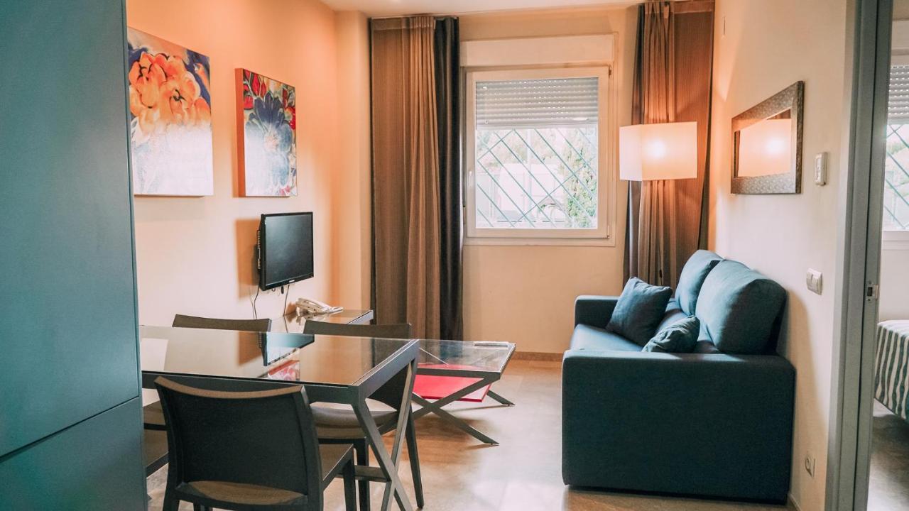 Apartamentos Vertice Sevilla Aljarafe Bormujos Exteriér fotografie