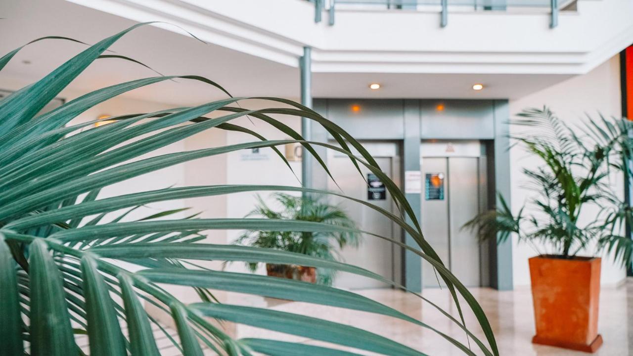 Apartamentos Vertice Sevilla Aljarafe Bormujos Exteriér fotografie