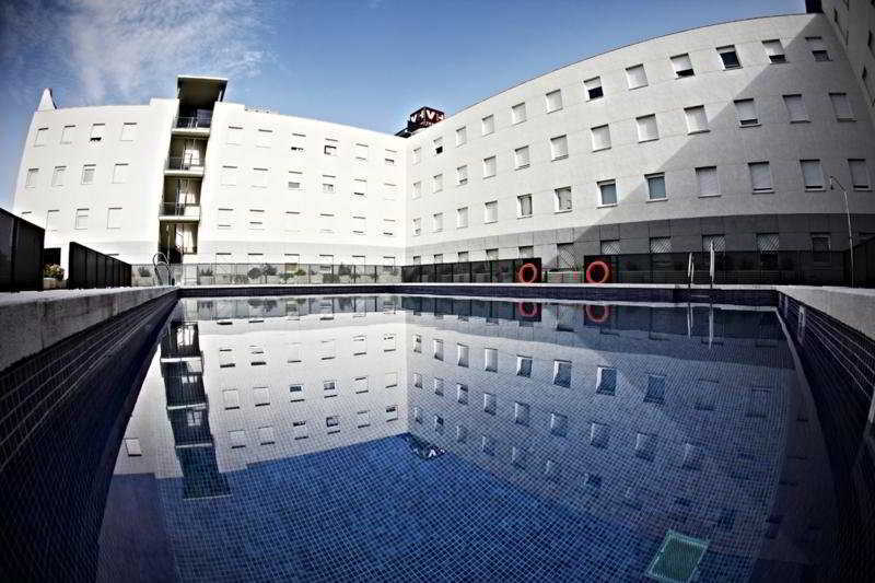 Apartamentos Vertice Sevilla Aljarafe Bormujos Exteriér fotografie