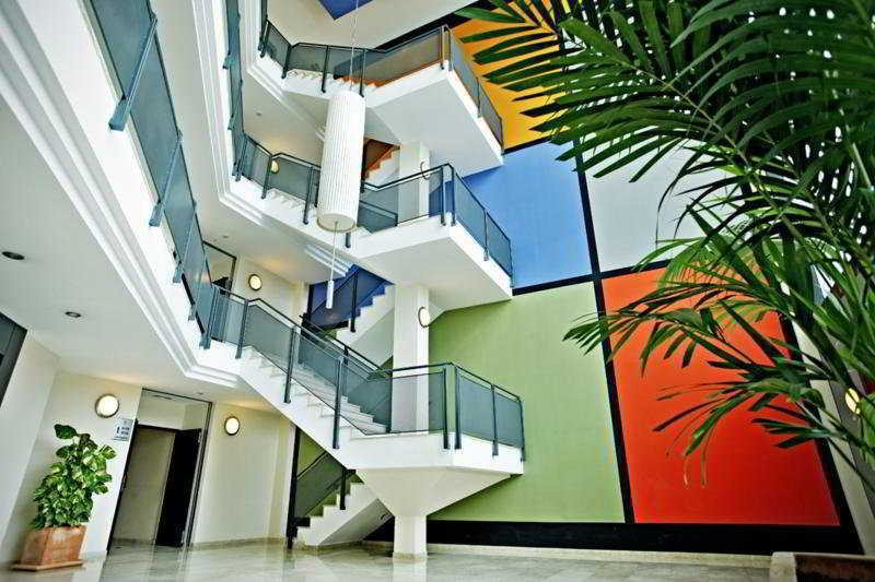 Apartamentos Vertice Sevilla Aljarafe Bormujos Exteriér fotografie