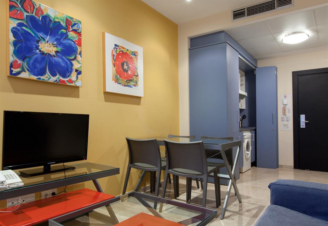 Apartamentos Vertice Sevilla Aljarafe Bormujos Exteriér fotografie